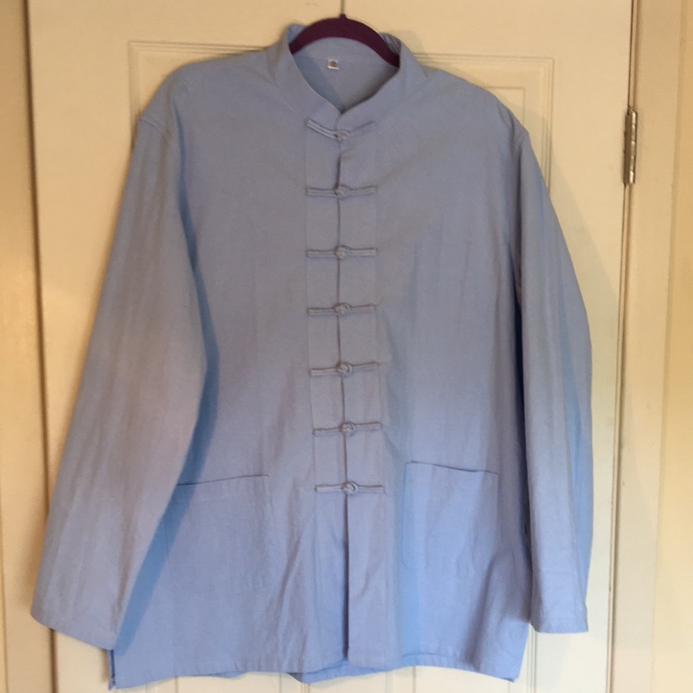 NWOT Men’s Asian Inspired Shirt